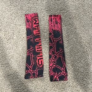 freedom rave arm sleeves: size medium